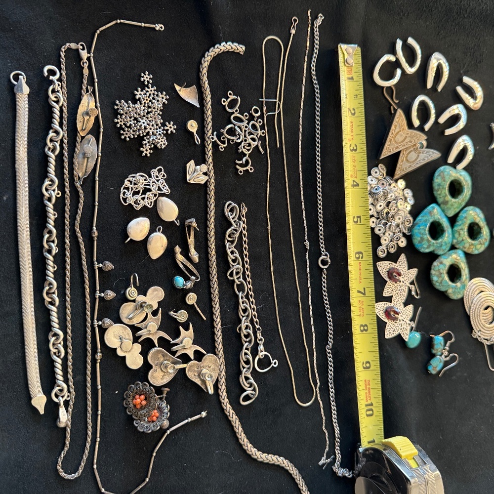 STERLING SILVER LOT .45 grams AND RANDOM ITEMS  FOLLOW THE RULLER